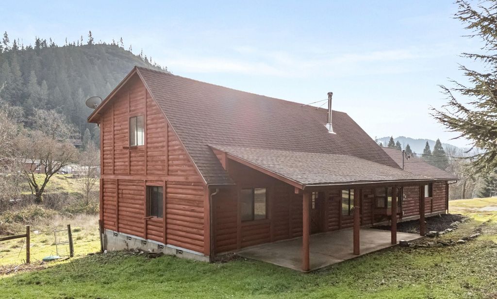 1514 Burbridge Drive, Rogue River, OR 97537