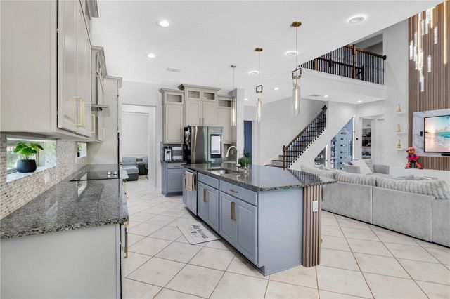 9443 ROYAL ESTATES BOULEVARD, Orlando, FL 32836