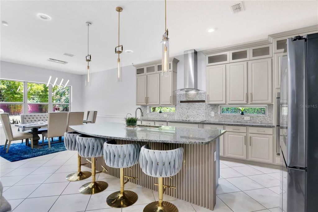 Image 15 of property listing at 9443 ROYAL ESTATES BOULEVARD, Orlando, FL 32836