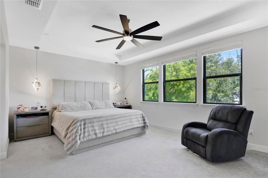 Image 23 of property listing at 9443 ROYAL ESTATES BOULEVARD, Orlando, FL 32836