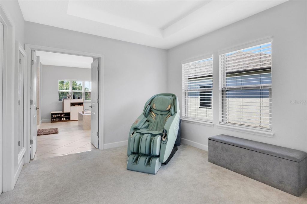 Image 25 of property listing at 9443 ROYAL ESTATES BOULEVARD, Orlando, FL 32836