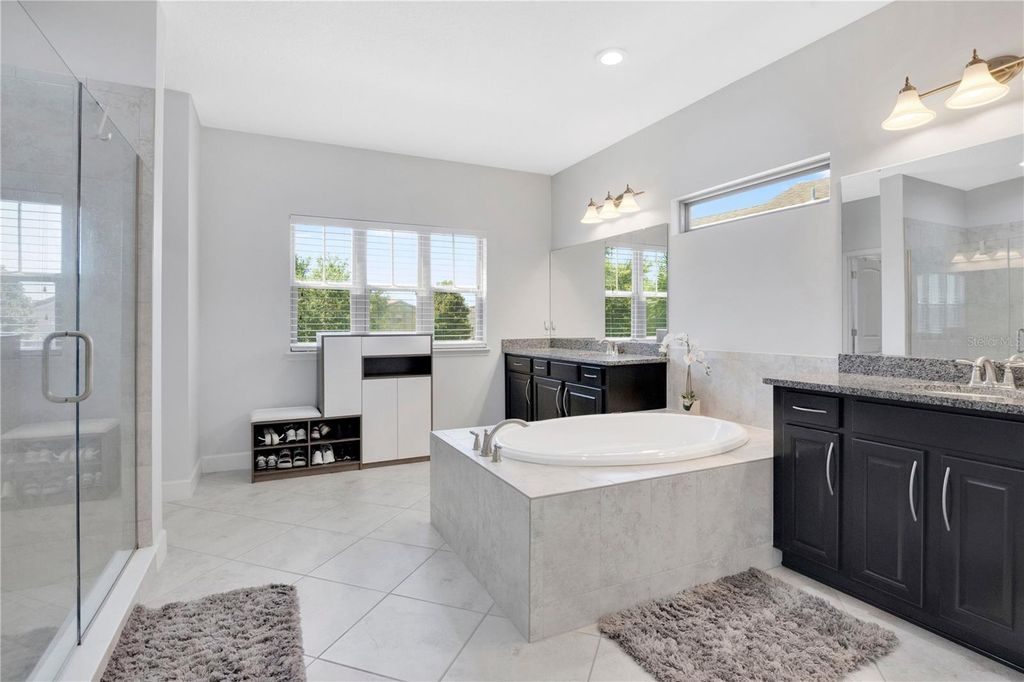 Image 27 of property listing at 9443 ROYAL ESTATES BOULEVARD, Orlando, FL 32836