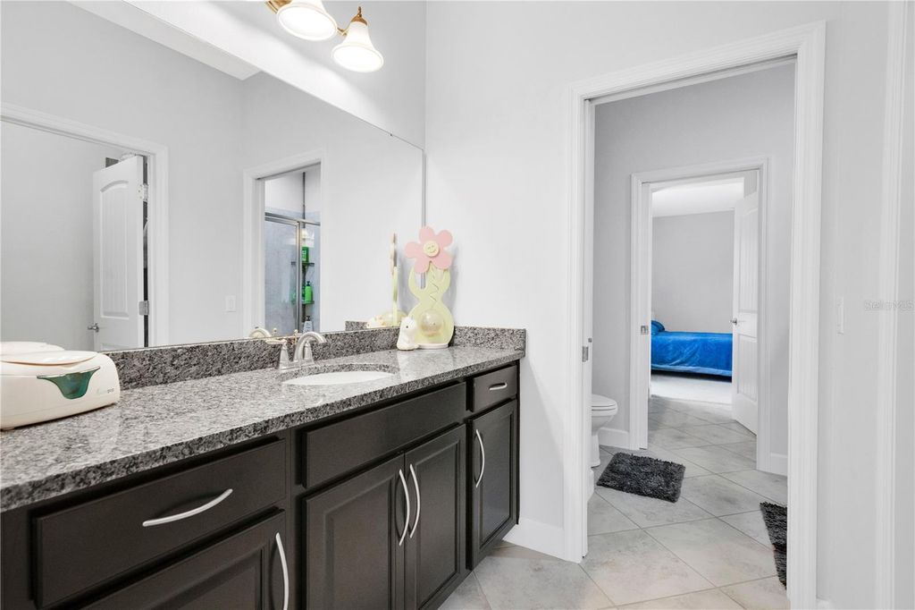 Image 33 of property listing at 9443 ROYAL ESTATES BOULEVARD, Orlando, FL 32836