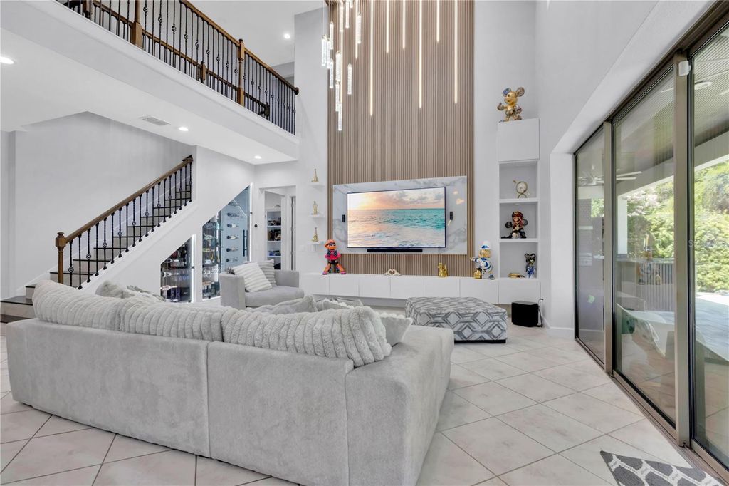 Image 9 of property listing at 9443 ROYAL ESTATES BOULEVARD, Orlando, FL 32836