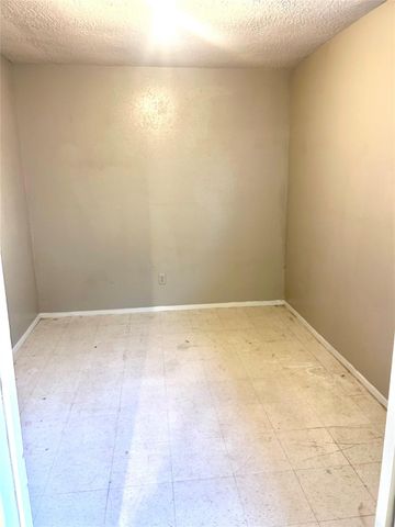 7403 W Fuqua Drive, Houston, TX 77489