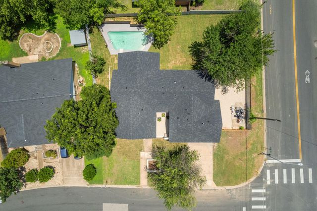 7301 Berkman DR, Austin, TX 78752