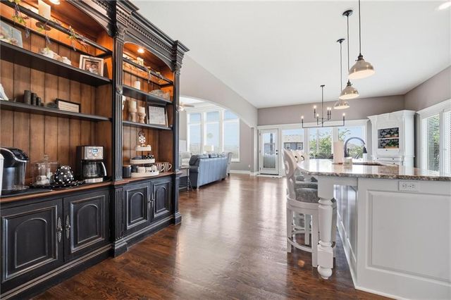 17855 NW 126th Street, Platte City, MO 64079