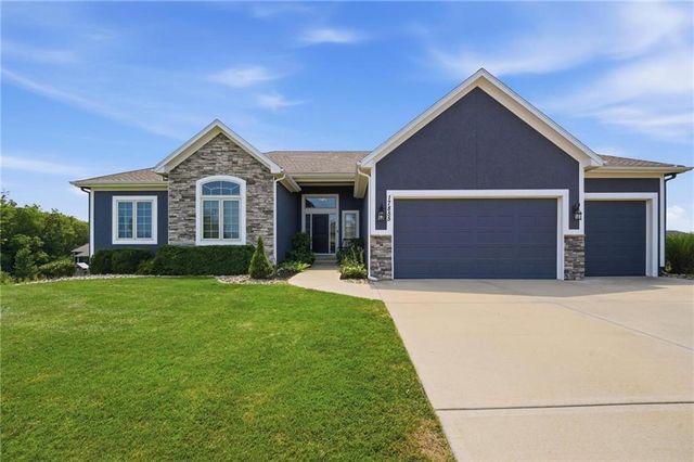 17855 NW 126th Street, Platte City, MO 64079