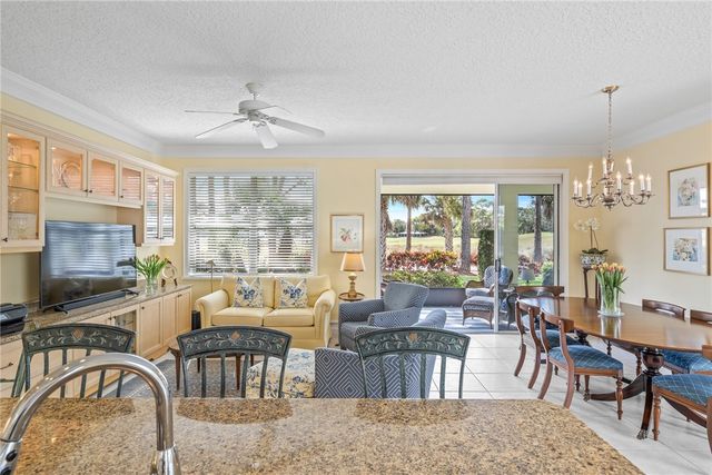 787 Hampton Woods Lane SW, Vero Beach, FL 32962
