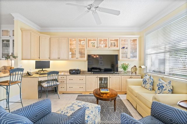 787 Hampton Woods Lane SW, Vero Beach, FL 32962