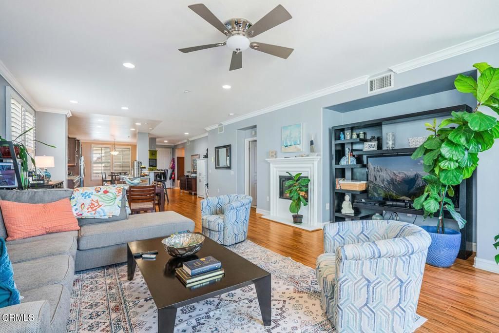 Image 17 of property listing at 1541 Windshore Way, Oxnard, CA 93035