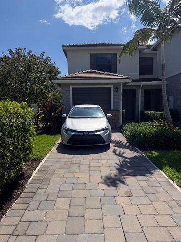 200 SE 5th Ct 200, Deerfield Beach, FL 33441