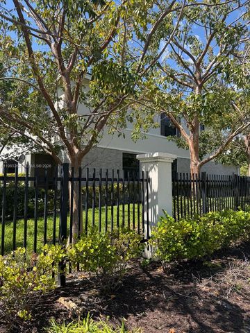 200 SE 5th Ct 200, Deerfield Beach, FL 33441