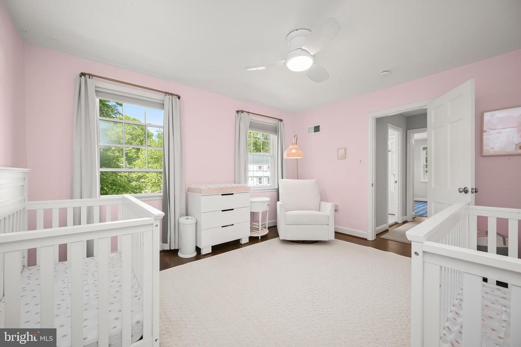 Image 28 of property listing at 4700 FORT SUMNER DR, Bethesda, MD 20816