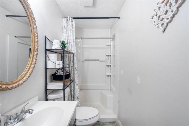 3274 Adelade Court, Lithonia, GA 30038