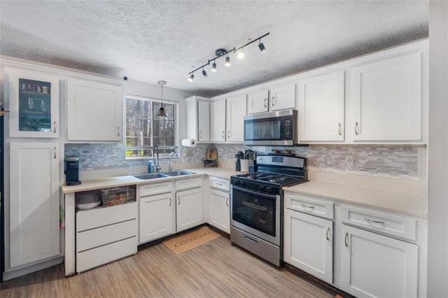 3274 Adelade Court, Lithonia, GA 30038