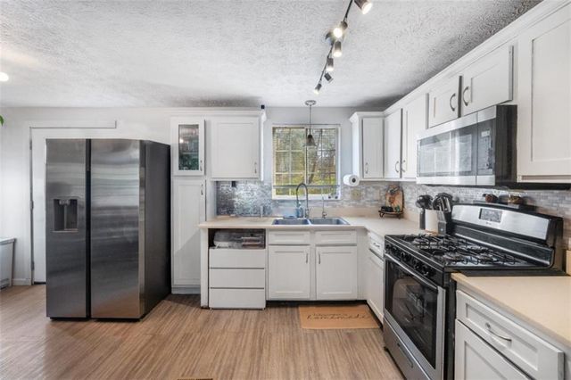 3274 Adelade Court, Lithonia, GA 30038