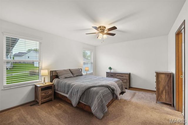 815 Whisper Creek Court, Wentzville, MO 63385