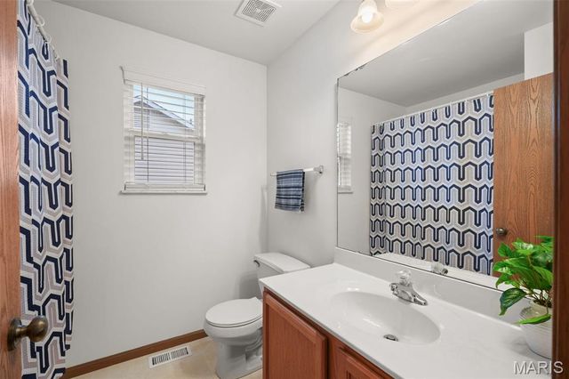 815 Whisper Creek Court, Wentzville, MO 63385