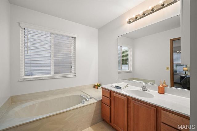 815 Whisper Creek Court, Wentzville, MO 63385