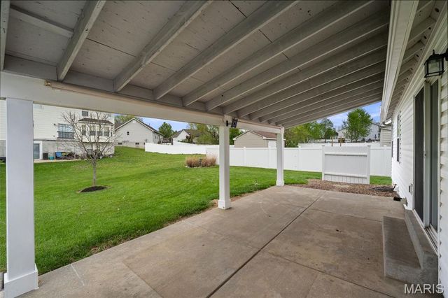 815 Whisper Creek Court, Wentzville, MO 63385