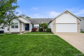 815 Whisper Creek Court, Wentzville, MO 63385