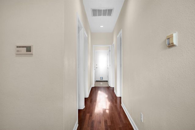 187 John Henry Cir, Folsom, CA 95630