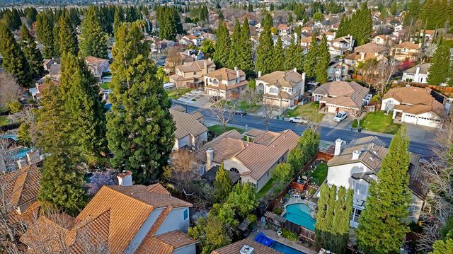 187 John Henry Cir, Folsom, CA 95630