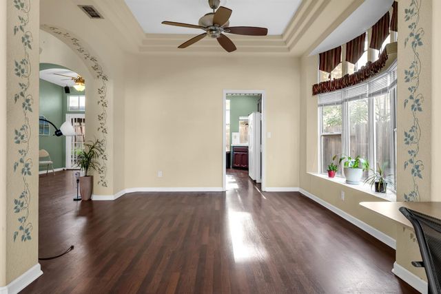 187 John Henry Cir, Folsom, CA 95630