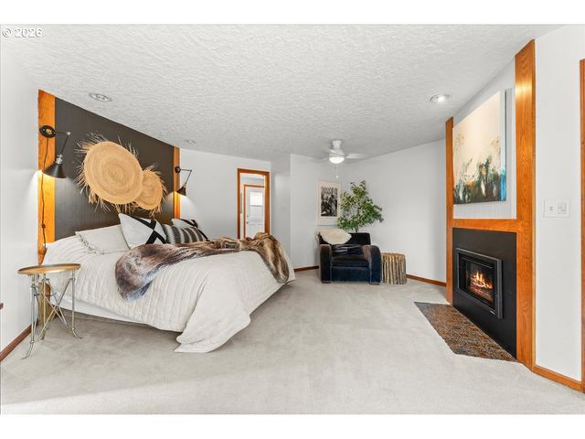 2030 Se 100TH Ave, Portland, OR 97216