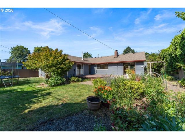 2030 Se 100TH Ave, Portland, OR 97216