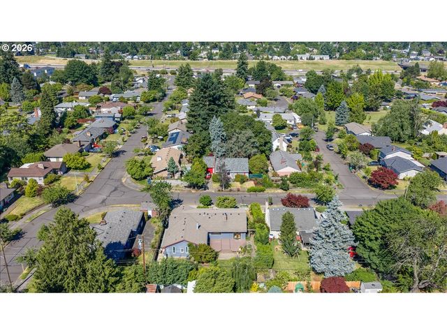 2030 Se 100TH Ave, Portland, OR 97216