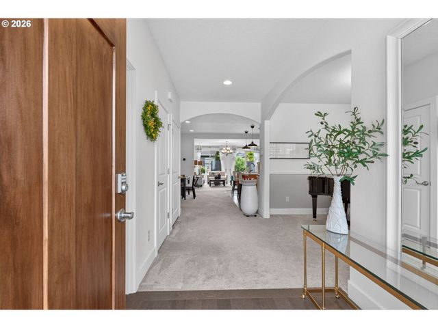 5903 Ne 133RD St, Vancouver, WA 98686