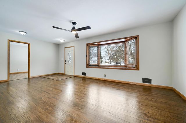 11409 Quinn Street NW, Coon Rapids, MN 55433