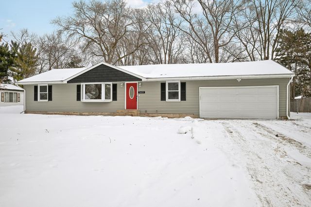 11409 Quinn Street NW, Coon Rapids, MN 55433