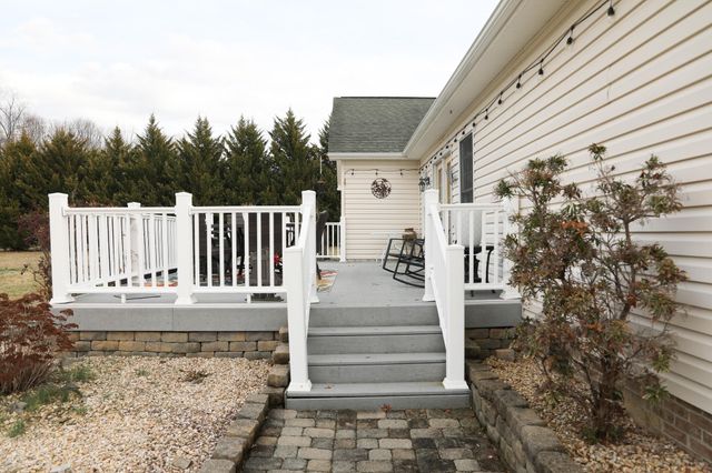 232 MINE BRANCH RD, Crimora, VA 24431