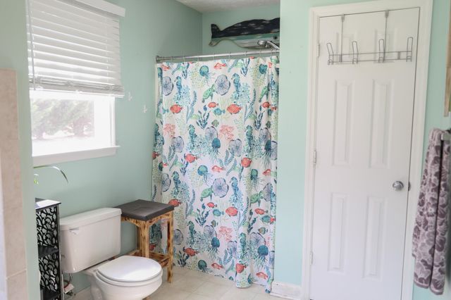 232 MINE BRANCH RD, Crimora, VA 24431