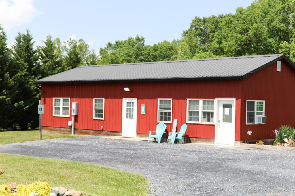 232 MINE BRANCH RD, Crimora, VA 24431