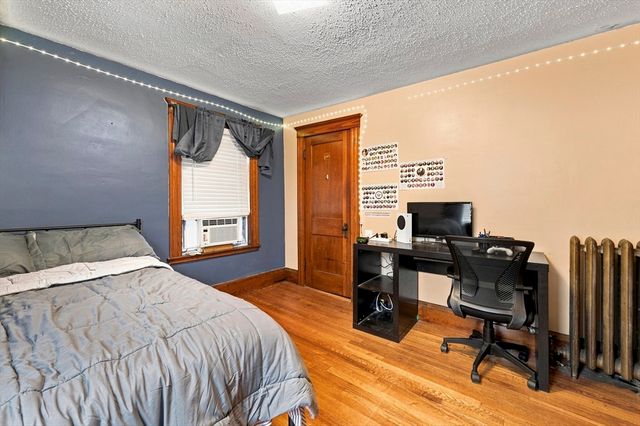 64 Clark Street, Lynn, MA 01902