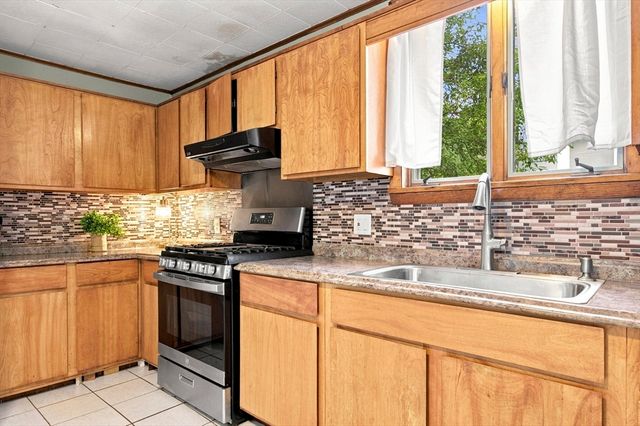 64 Clark Street, Lynn, MA 01902