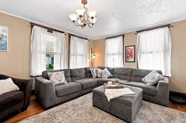 64 Clark Street, Lynn, MA 01902