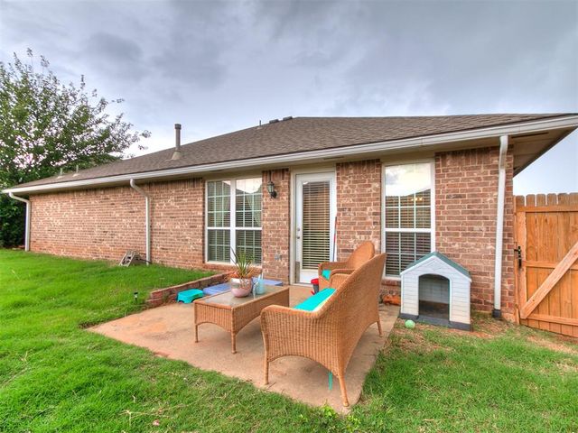 2333 Serenade Drive, Midwest City, OK 73130