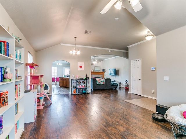 2333 Serenade Drive, Midwest City, OK 73130