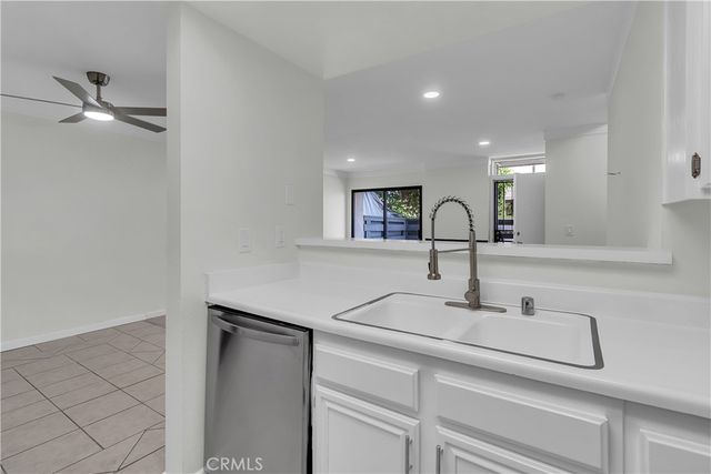 5915 Stafford Avenue K, Huntington Park, CA 90255