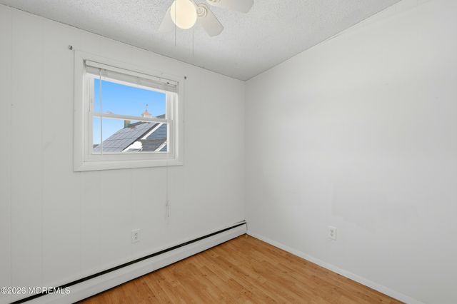 40 Daddy Tucker Drive, Little Egg Harbor, NJ 08087