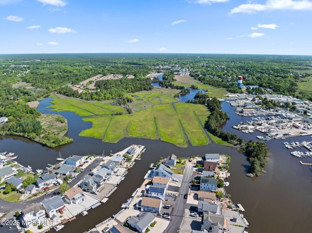 40 Daddy Tucker Drive, Little Egg Harbor, NJ 08087