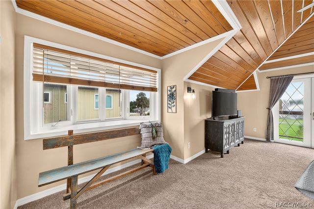 1424 SE 5th Avenue, Crystal River, FL 34429