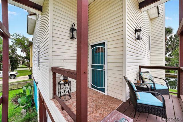 1424 SE 5th Avenue, Crystal River, FL 34429