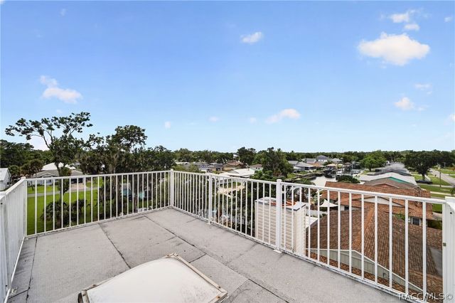1424 SE 5th Avenue, Crystal River, FL 34429