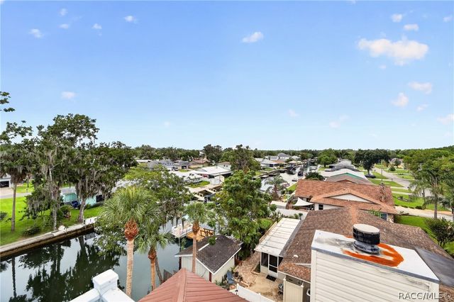 1424 SE 5th Avenue, Crystal River, FL 34429
